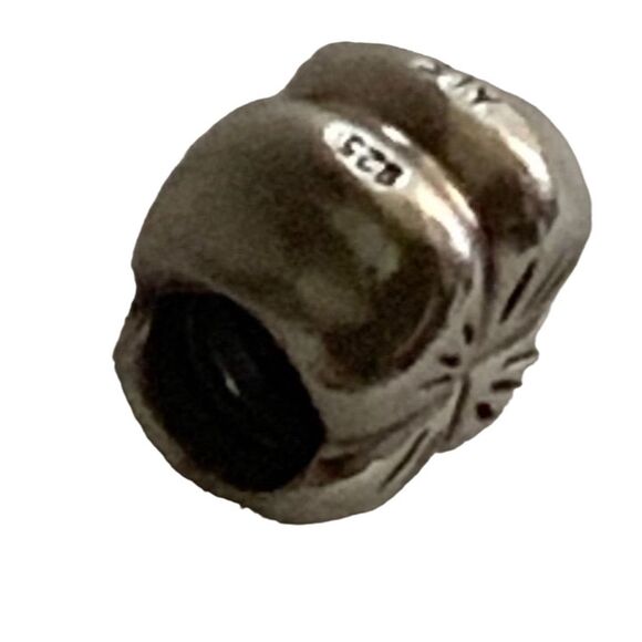 Authentic PANDORA Sterling Silver Four Leaf Clover Charm Bead 790157 ALE 925 - Picture 4 of 5